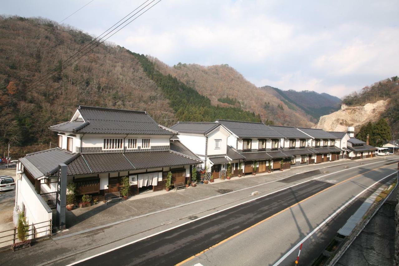Yubaraonsen Yubaranoyado Komeya Maniwa Exterior photo